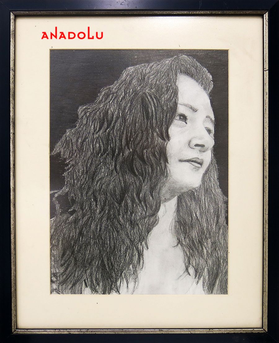 Karakalem Portre Çalışmaları