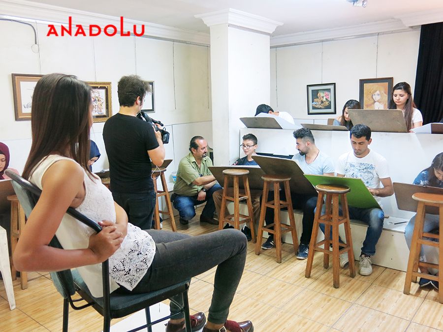 Anadolu Güzel Sanatlar Öğrencileri TV Röportajları