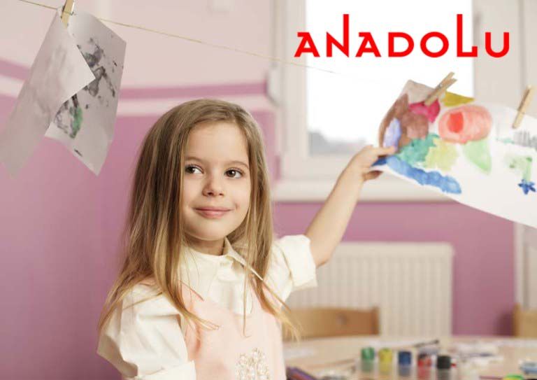 Çocuk Resim Yaparken Çocuk Resim Yaparken Çocuk Resim Yaparken Çocuk Resim Yaparken Çocuk Resim Yaparken