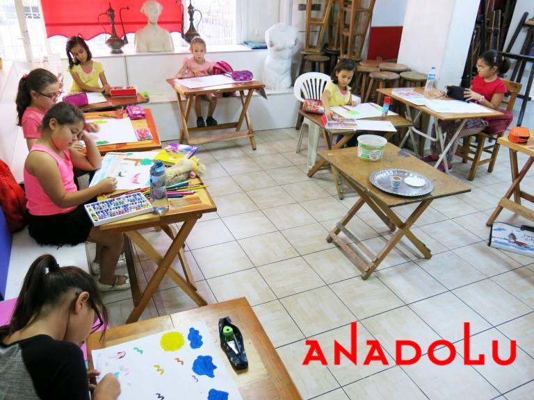 Çocuklar Yönelikler Güzel Sanatlar Kursu