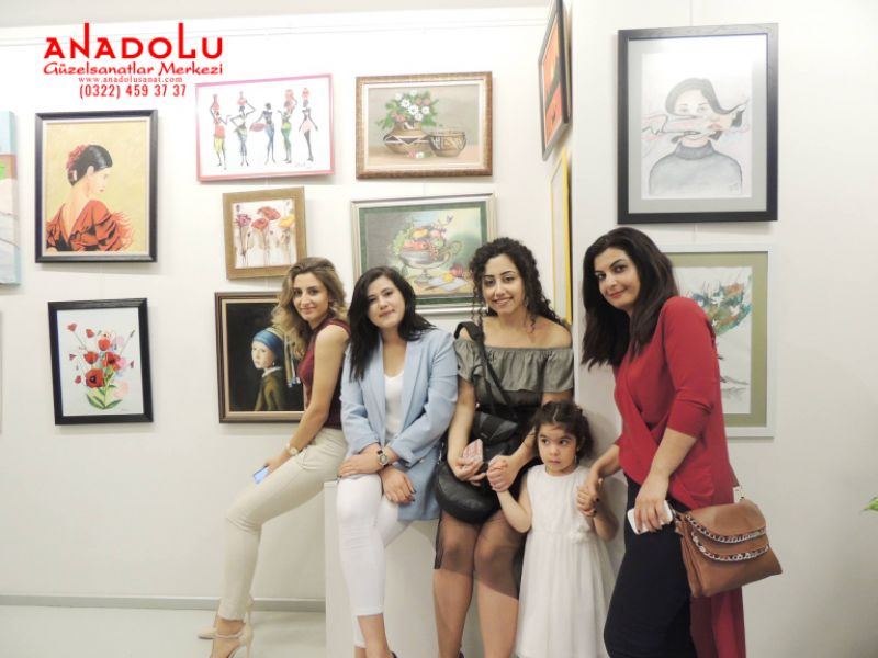 Güzel Sanatlar Fakültelerine Hazırlık Öğrencilerden Sergi