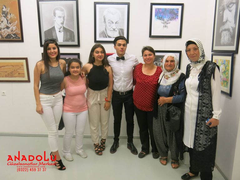 Anadolu Güzel Sınıflarda Kazanın Görüntülerini Sergisi