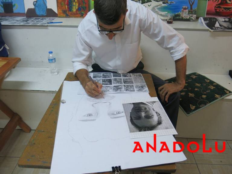 Karakalem Porte Yapan Adam