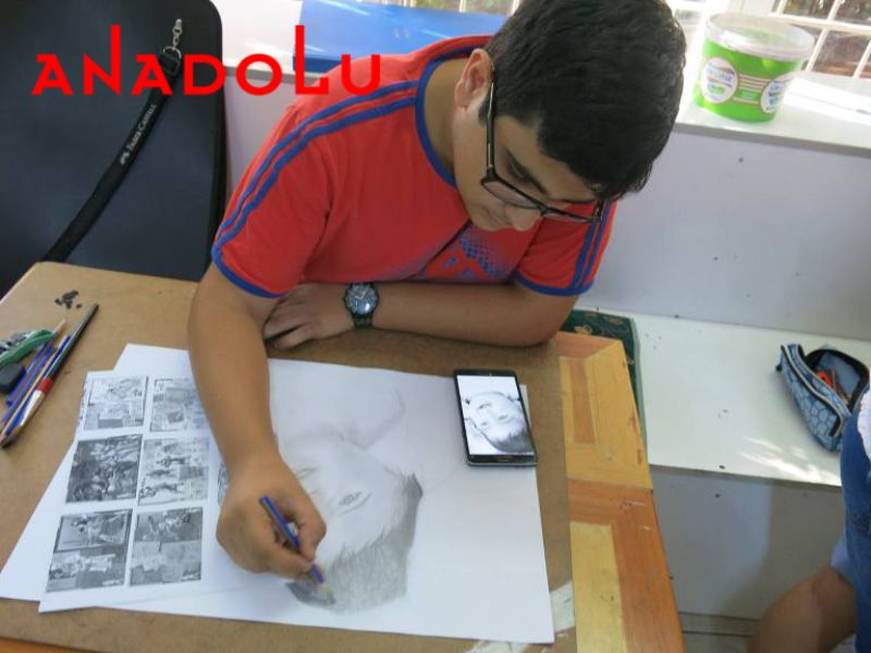 Hobi Karakalem Potre Çalışması