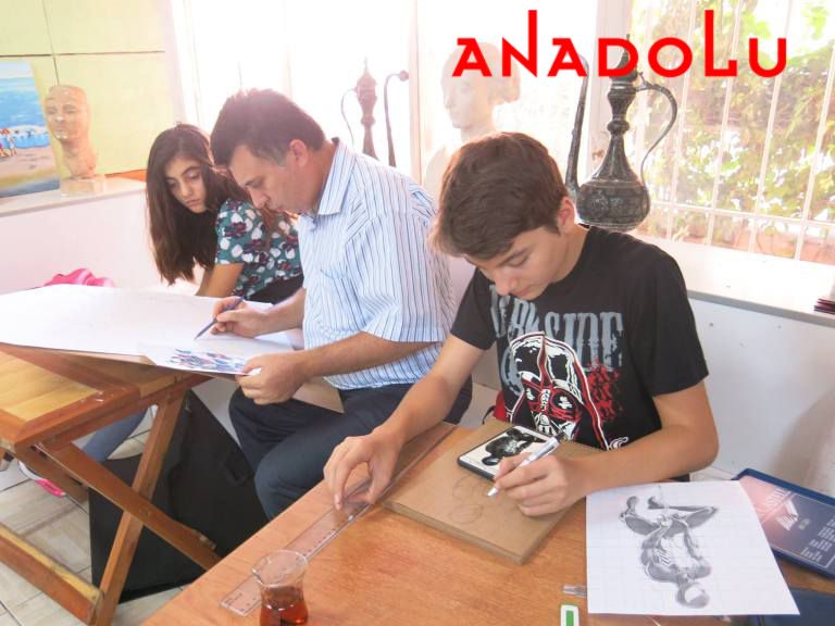 Hobi Grupları Karakalem Çalışmaları